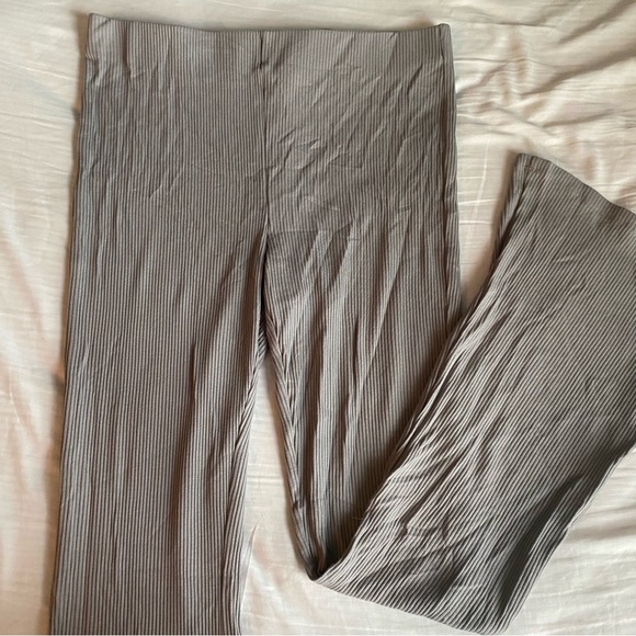 H&M Lounge Set - Picture 3 of 5